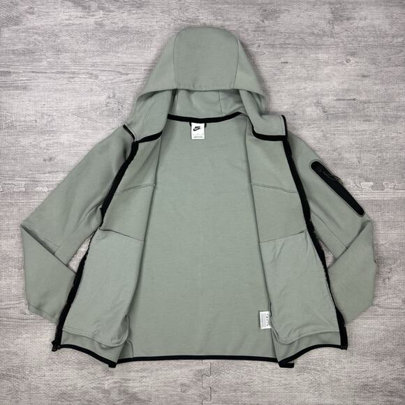 RARE Nike Sportswear Tech Fleece Hoodie Men S Small 'Mica Green' CU4489-330 EUC - Picture 8 of 12